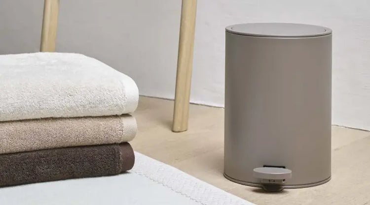 WC-Zubehör für das Badezimmer – praktische und stilvolle Lösungen für ein modernes und sauberes Bad.