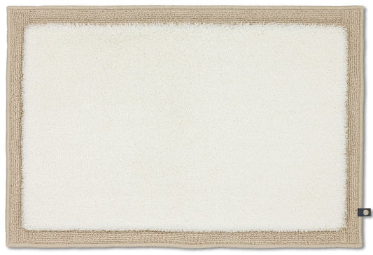 Badezimmerteppich Maß Frame von Rhomtuft in Ecru-Creme, individueller Teppich für ein stilvolles Bad.