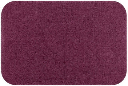 Badteppich/Badezimmerteppich Aspect mit abgerundeten Ecken von Rhomtuft in Berry, kräftige Farben für einen farblichen Akzent.