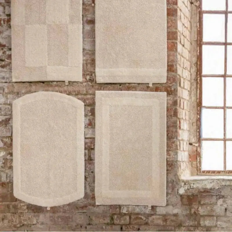Individuell gefertigter Badteppich in Wunschfarbe, Form und Größe – abgestimmt auf das Badezimmerdesign