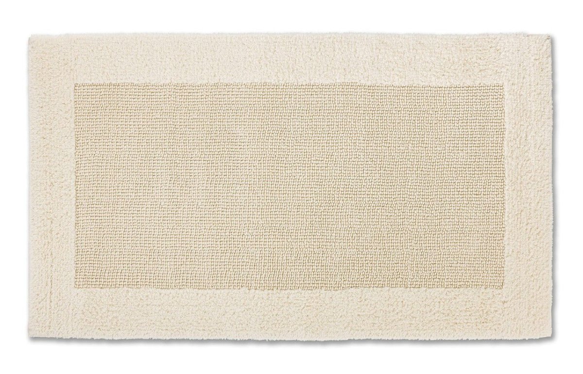 Hochwertiger Baumwoll-Badteppich Select in Natur von Rhomyhome – weicher Badezimmerteppich in zeitlosem Design für ein stilvolles Bad.