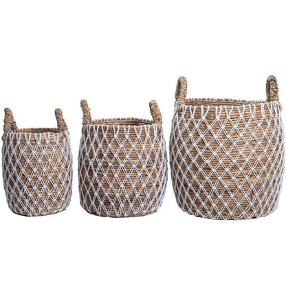 Körbe "Kubu" aus Makramee: Die ovalen Pflanzkörbe im Boho-Stil sind stilvolle Dekorationsobjekte.