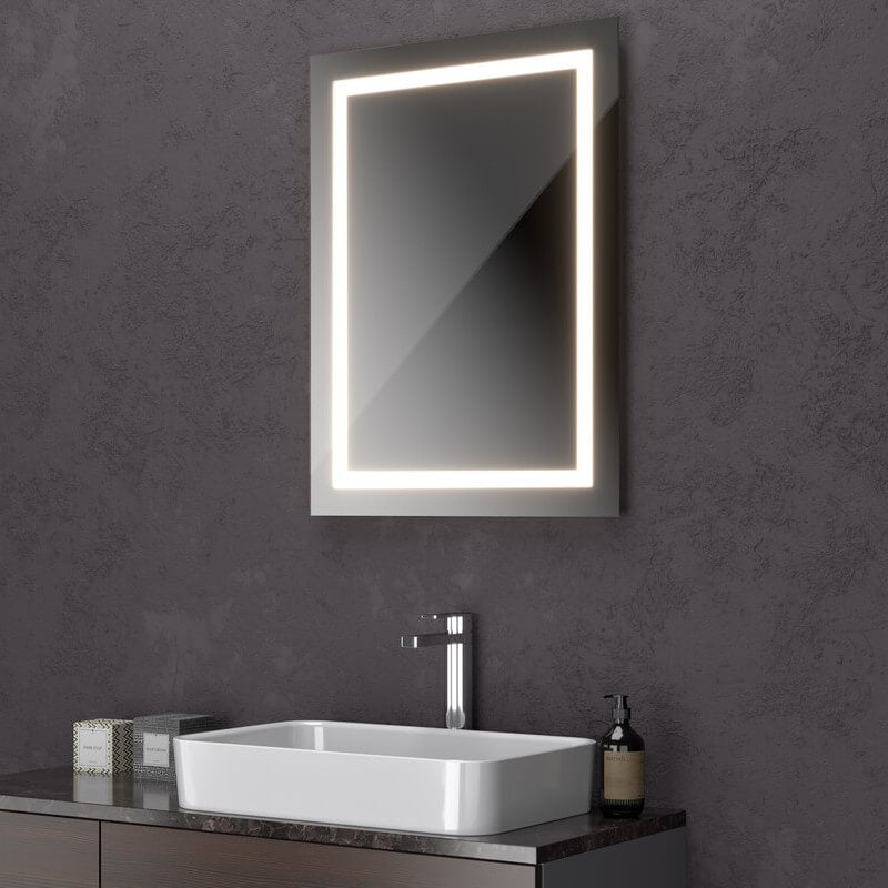 Stellato LED-Lichtspiegel/Badezimmerspiegel mit umlaufender Beleuchtung: Moderner Spiegel für Ihr Badezimmer.