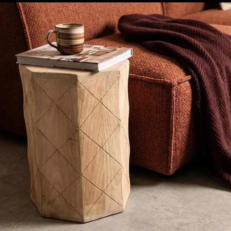 Mangoholz-Hocker Pacific als Beistelltisch – ausgefallener Holzhocker und kleiner Ablagetisch fürs Wohnzimmer