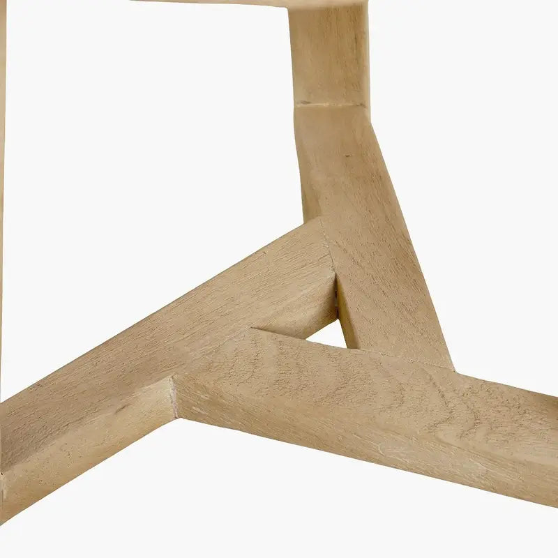 Runder Holzhocker (Gestell) aus Naturholz von Raw Materials – rustikaler Hocker als dekorativer Beistelltisch mit natürlicher Holzmaserung