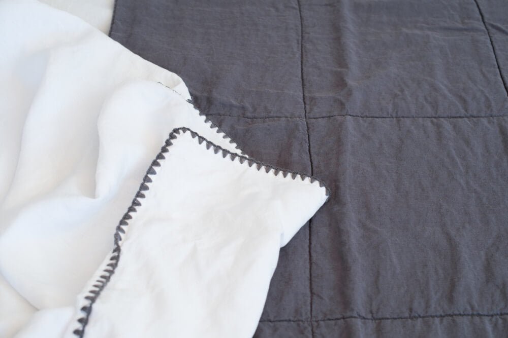Felice Tischdecke mit Festonsaum, Leinen, Weiß: Elegante Tischdecke für Ihr Zuhause.