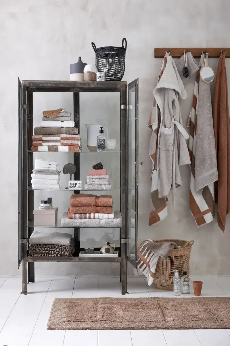 Handtücher Vandyck Ranger in Beige im Badezimmer
